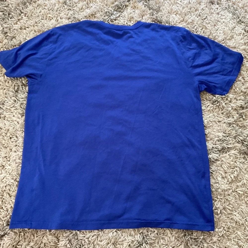 Nike Dri-FIT Womens V-Neck Short Sleeve Training T-Shirt Royal Blue Large 1726